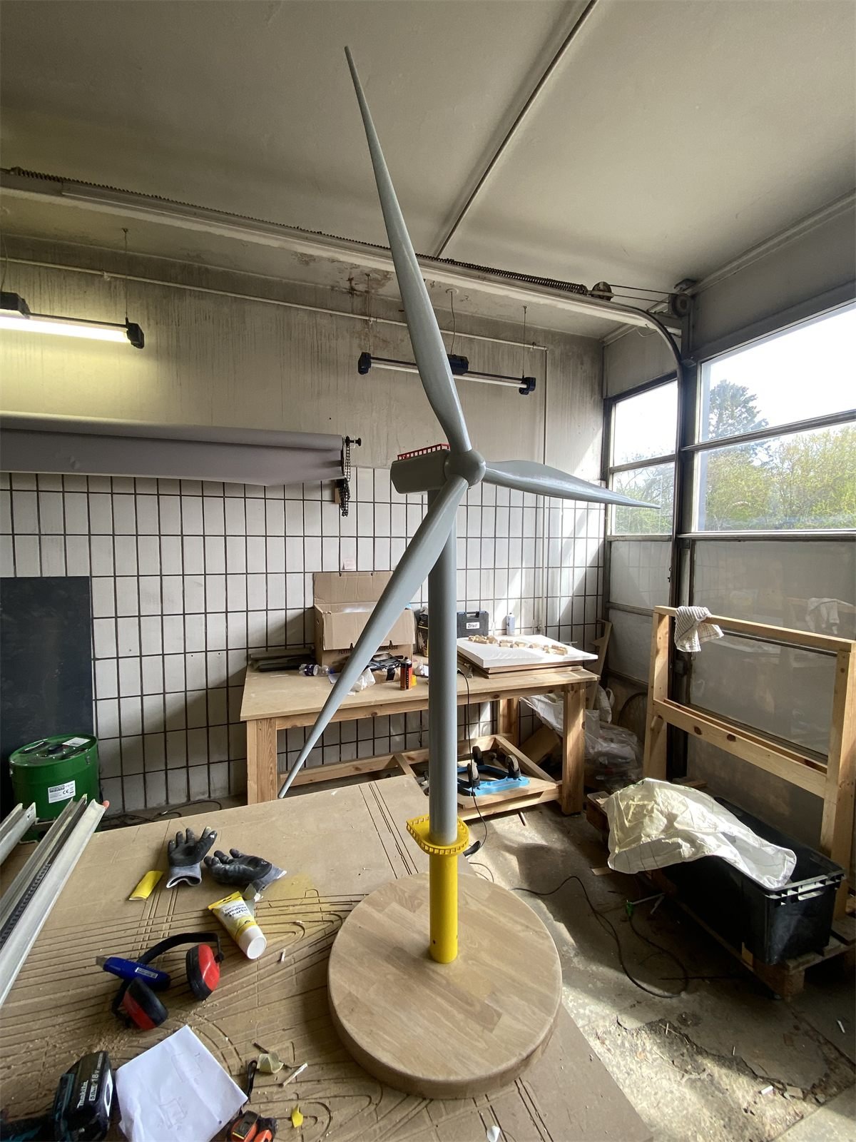 Wind turbine display model standing finished in the workshop