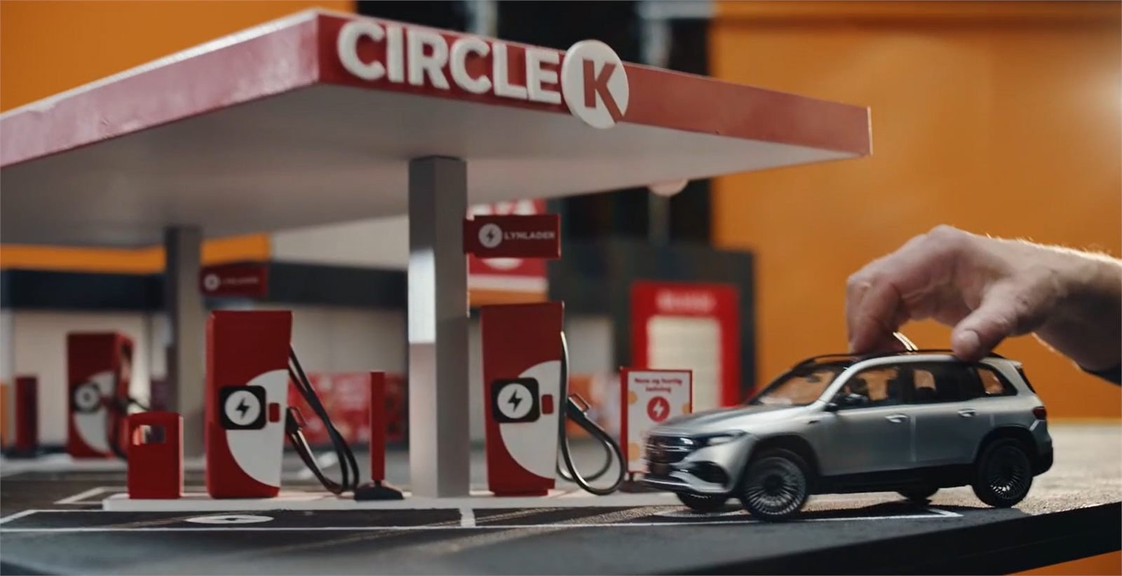 Circle K Commercial Set Model