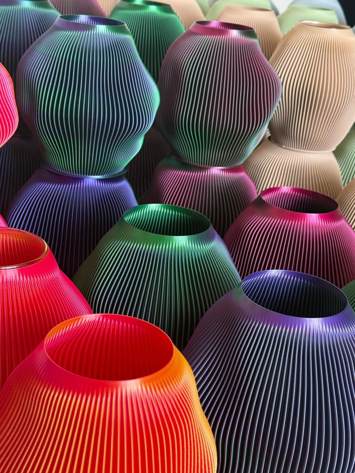 MOVA Parametric Vases, photo 6 of 6